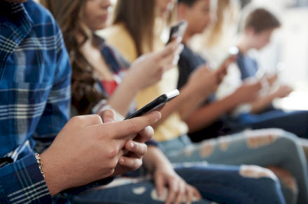 米国スマートフォン市場、2021年第1四半期に前年同期比19%の成長を遂げる。5gスマートフォン販売は累計5,300万台に達したが、勢いに一服感も。-–-pr-times
